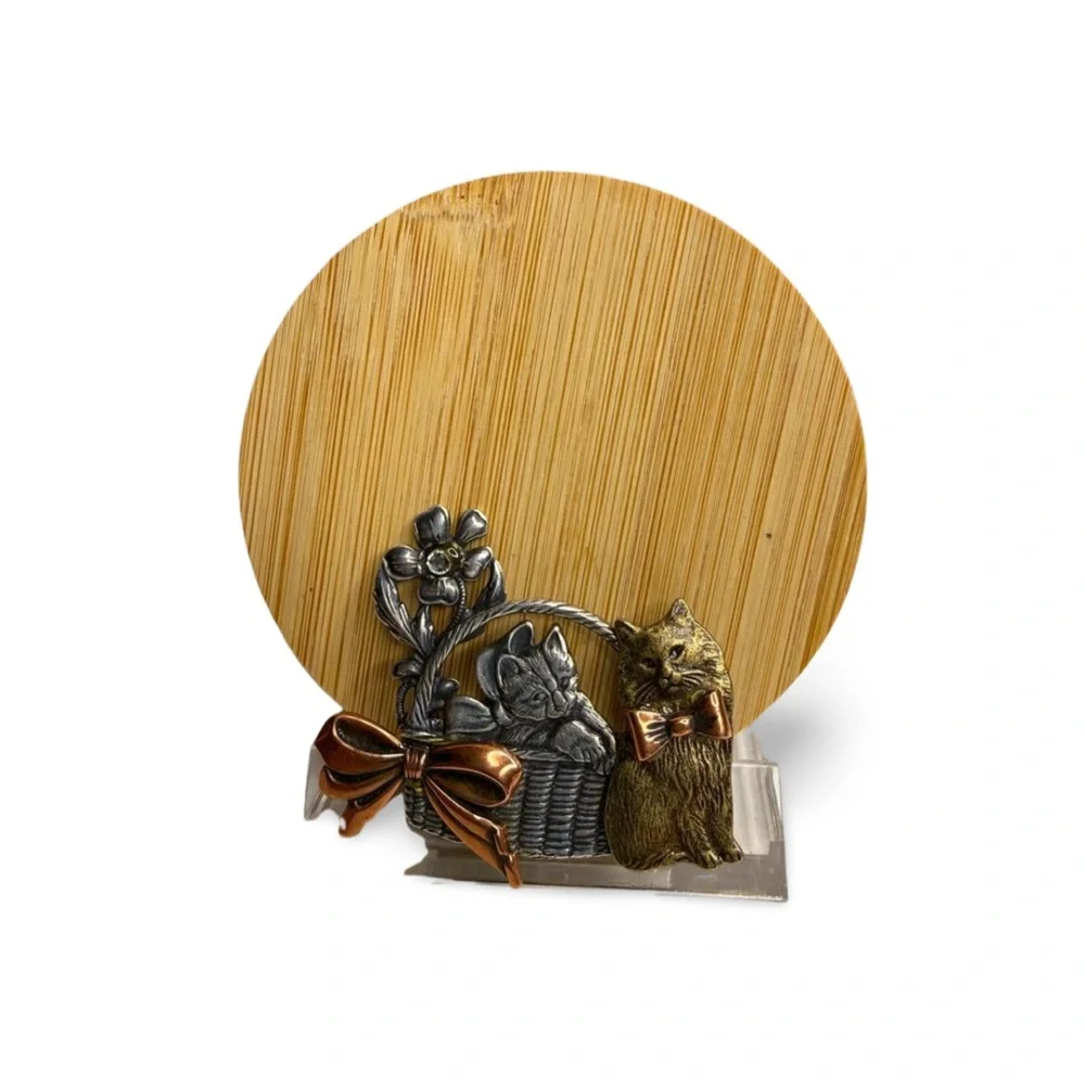 N/A vintage figural
